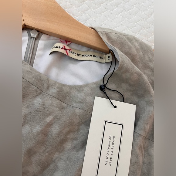 NEW Shades of Grey by Micah Cohen sleeveless pattern romper size S NWT - Picture 3 of 9